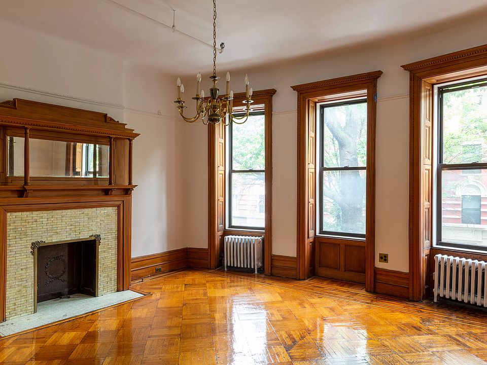 1st image of 242 W 137th St #1