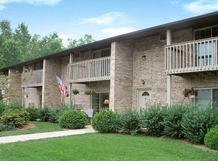1411 Sterling Heights Ct APT 4, Green Bay, WI 54302