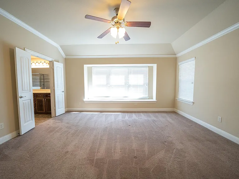 127 Charleston Ln — Photo 10