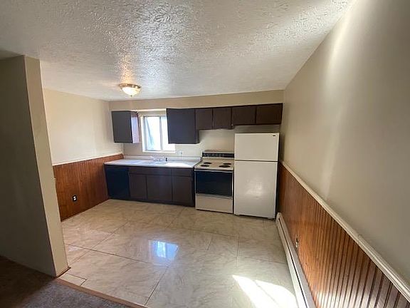 4th image of 27 Wayne St APT 7
