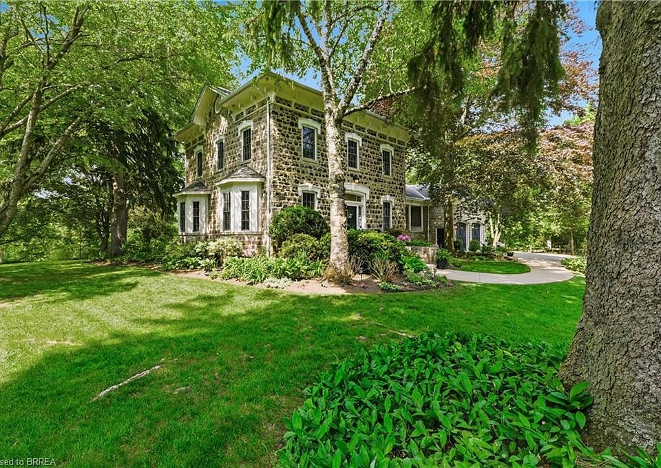 1st image of 25 Dunbar St