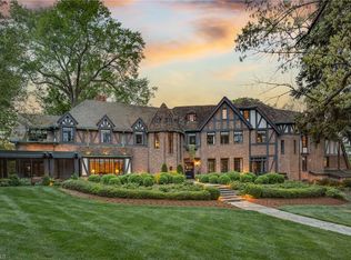 301 Fisher Park Cir, Greensboro, NC 27401
