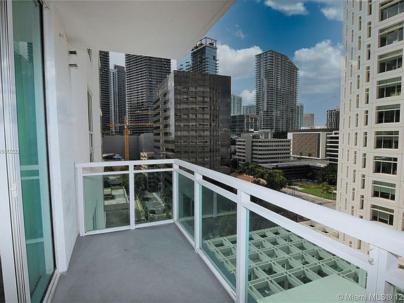 4th image of 950 Brickell Bay Dr APT 1102