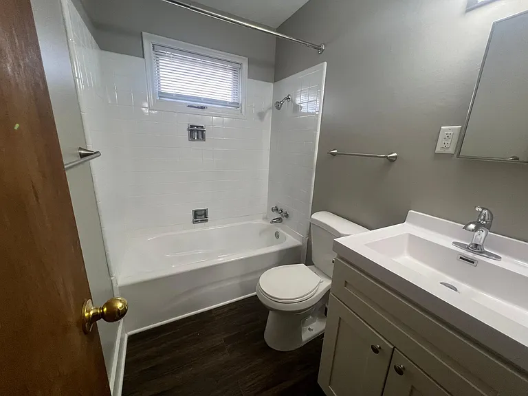 1310 N 49th St #9 — Photo 9