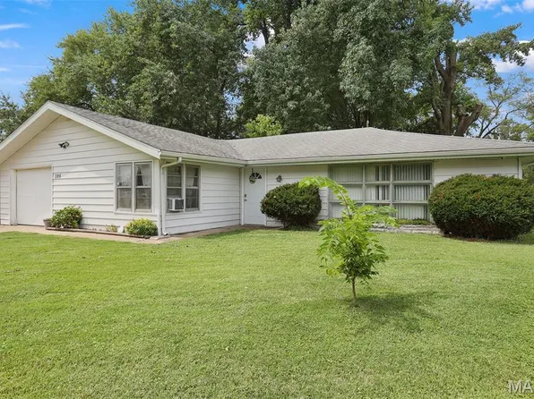 106 S Ruby Ln, Fairview Heights, IL 62208