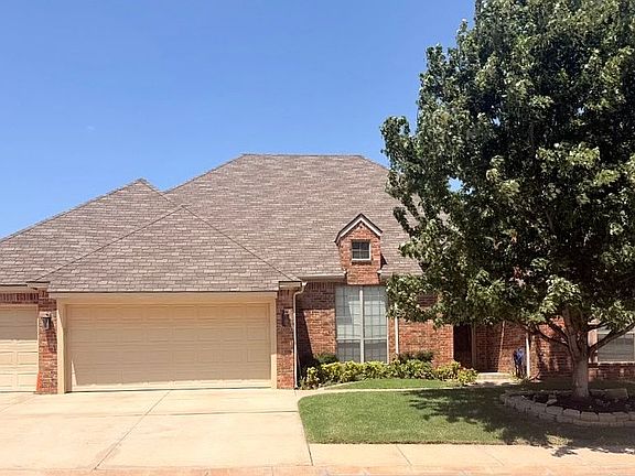 3rd image of 16605 Village Garden Dr