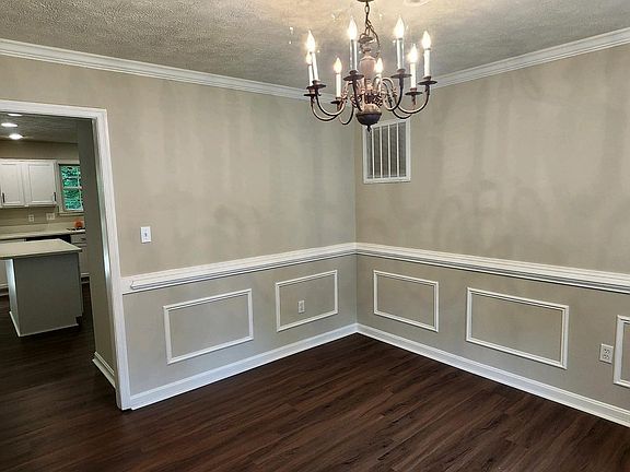5th image of 8295 Fairbanks Ct