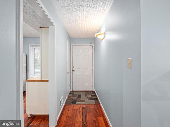 5th image of 88 Windbrooke Cir #88