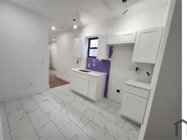 435 Lincoln Ave, Brooklyn, NY 11208