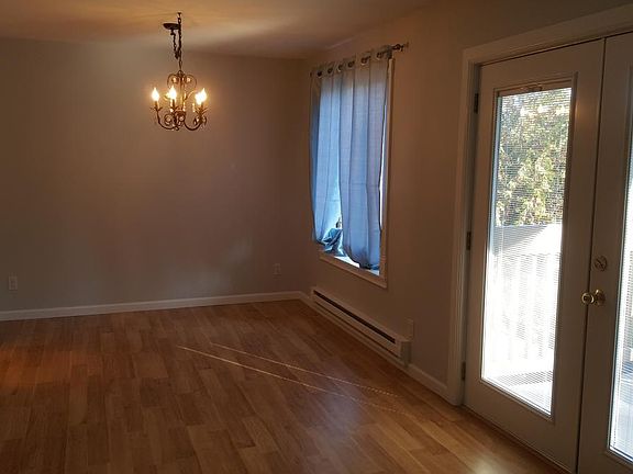 5th image of 10419 NE 32nd Pl APT E203