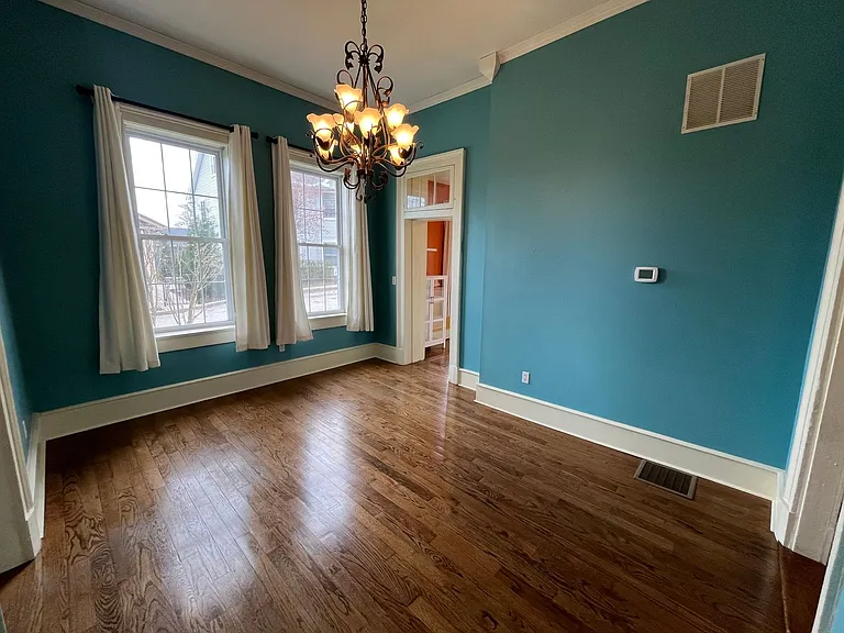 348 S Morton St — Photo 14