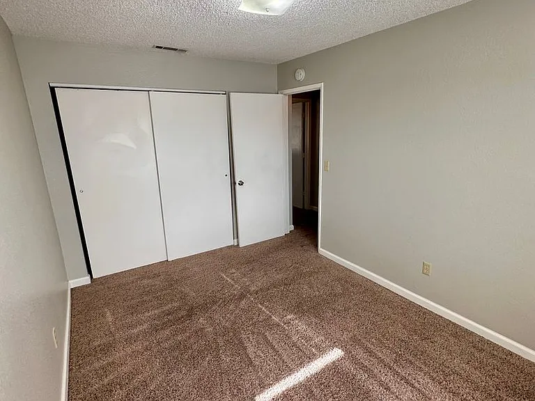 734 Lake Blvd — Photo 6