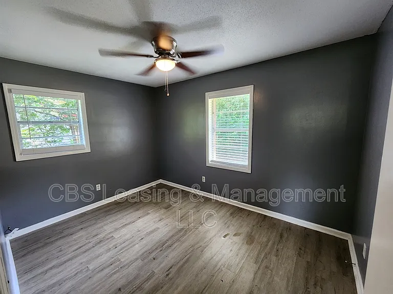 1406 Jackson Dr — Photo 13