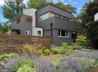 5929 Onondaga Rd, Bethesda, MD 20816