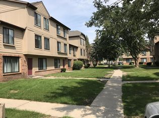 1825 S Crawford St UNIT B01, Mount Pleasant, MI 48858