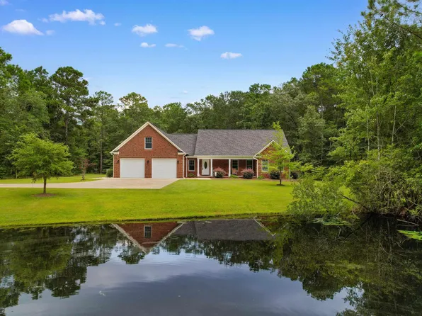 1266 Boykin Dr., Aynor, SC 29511