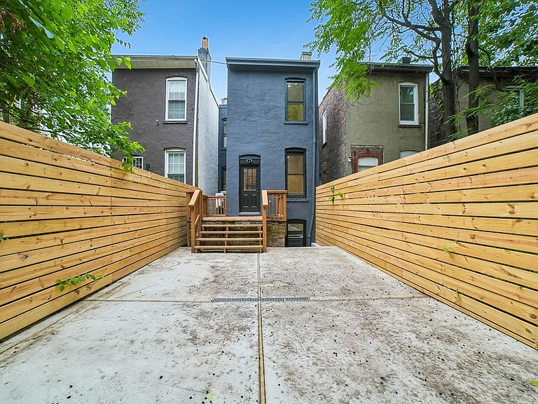 62.5 Oak St #2 — Photo 26