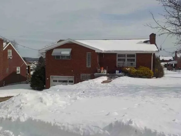 2111 Carolina Ave, West Mifflin, PA 15122