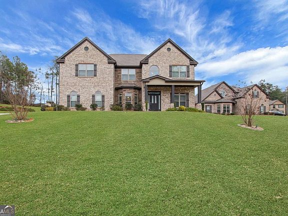 2nd image of 4605 Chestnut Oak St