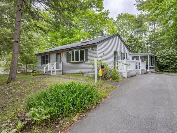 11 Frost Brook Ln, Freeport, ME 04032