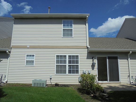 2nd image of 1202 N Village Dr