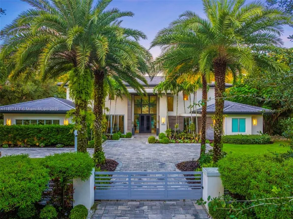 6831 SW 106th St, Pinecrest, FL 33156