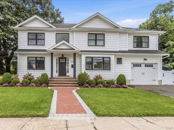 1214 Maple Ave, Hempstead, NY 11550