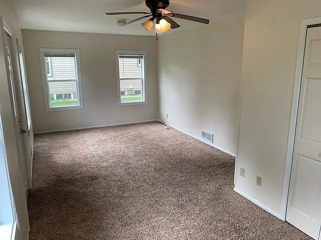 818 Hawthorn St — Photo 4