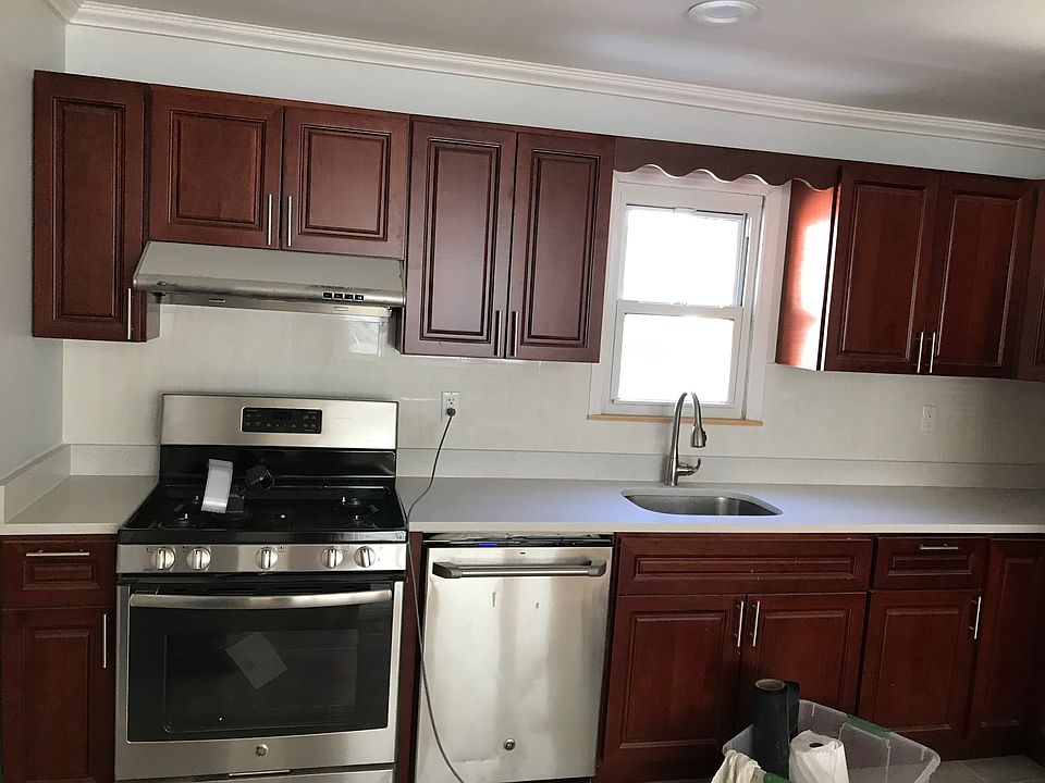 2nd image of 295 Lenox Ave
