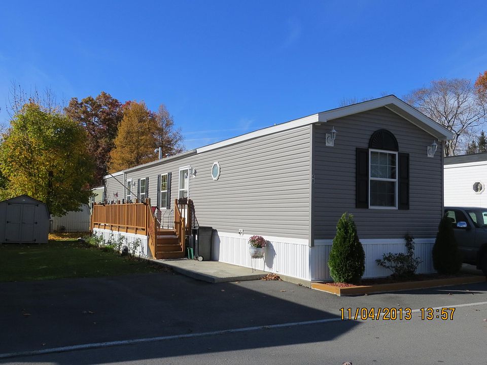 2nd image of 48 Skyridge Ln