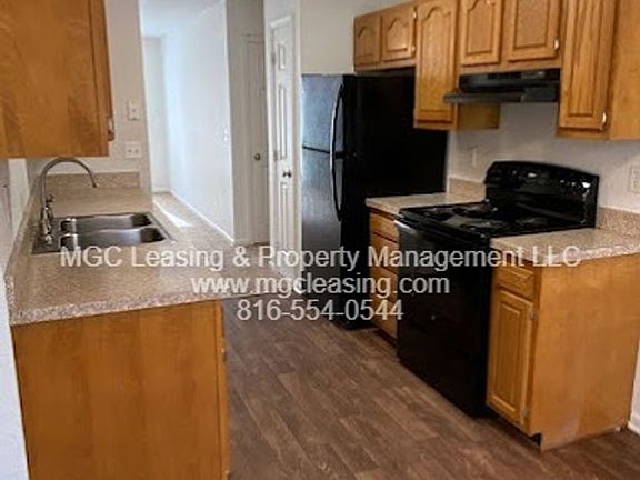 5th image of 5905-5907 NE 42nd St #B0d585a6c