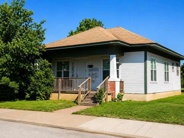 104 N Greenleaf St, Brownwood, TX 76801
