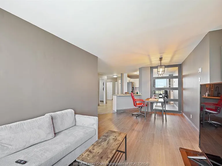 540 Ouellette Ave #7E — Photo 13