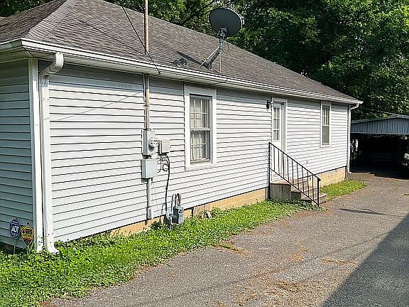 5th image of 1625 Schaffer St