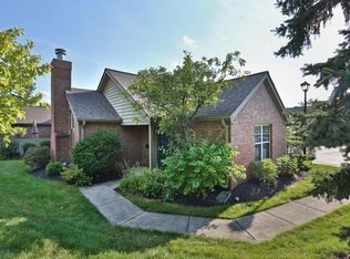 860 Village Brook Way, Columbus, OH 43235