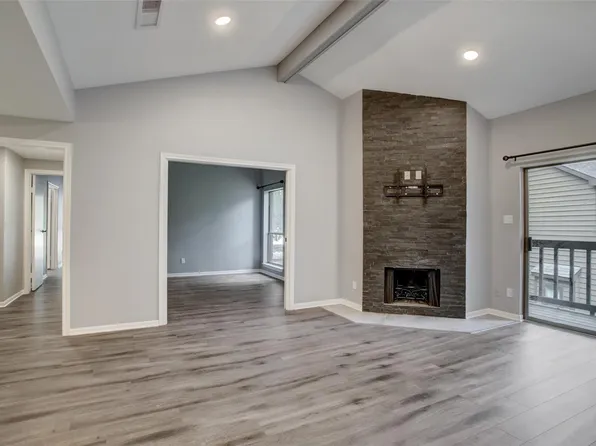 11711 Memorial Dr APT 572, Houston, TX 77024