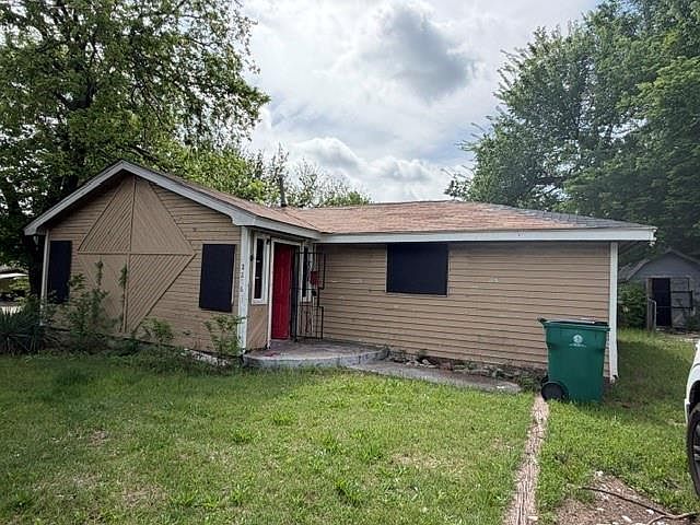 1st image of 2256 NE 15th St