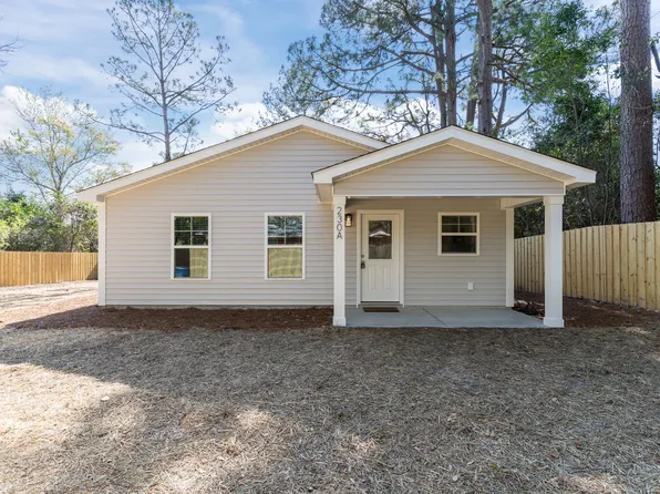 230 Rose Ave #A, Wilmington, NC 28403