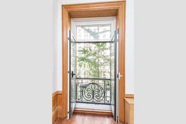 Rented by Stribling | media 7