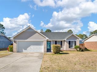 3510 Chaucer Dr, Hope Mills, NC 28348