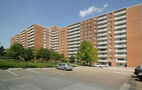 2nd image of 2255 Par Ln APT 1010