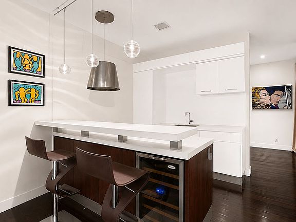 3rd image of 111 Fulton St APT 601