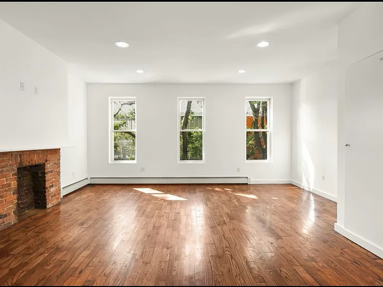 1076 Decatur St #2 — Photo 1