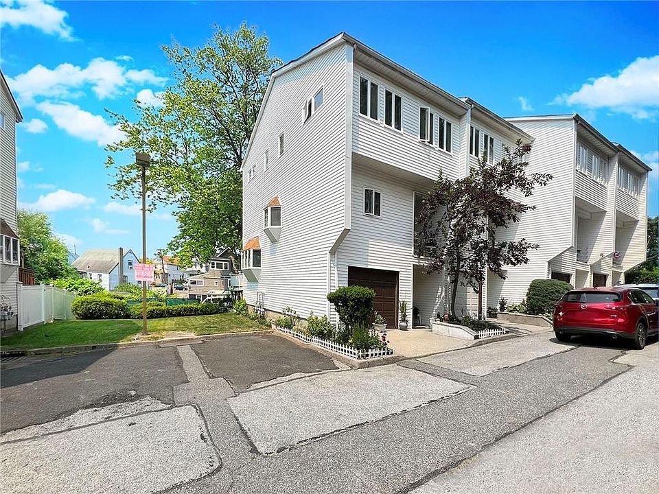 18 Grasmere Ct, Staten Island, NY 10305 MLS 476627 Zillow