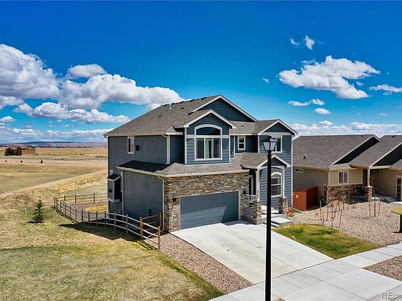 3rd image of 9767 Vistas Park Dr