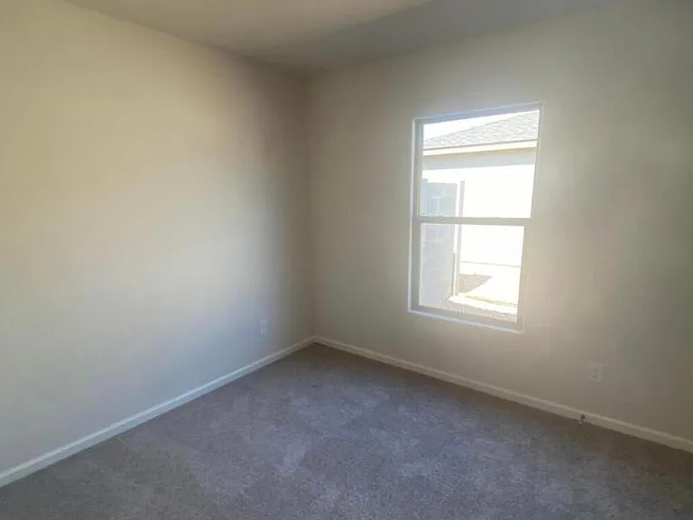 101 E Bobcat Pl — Photo 11