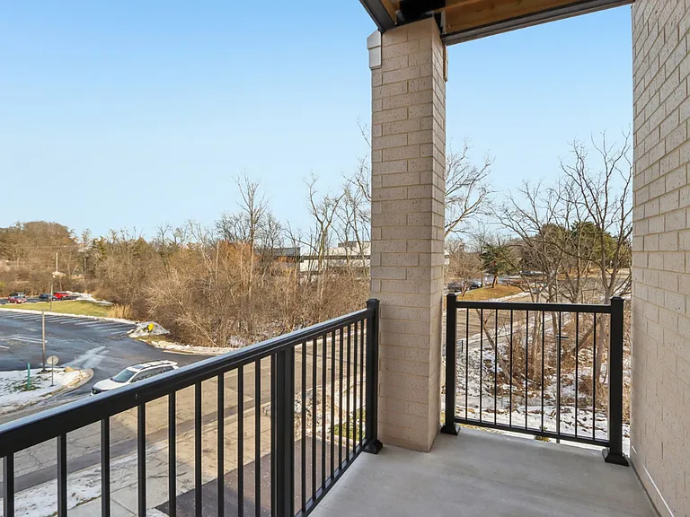 The Flats at Bishop's Woods — Photo 13