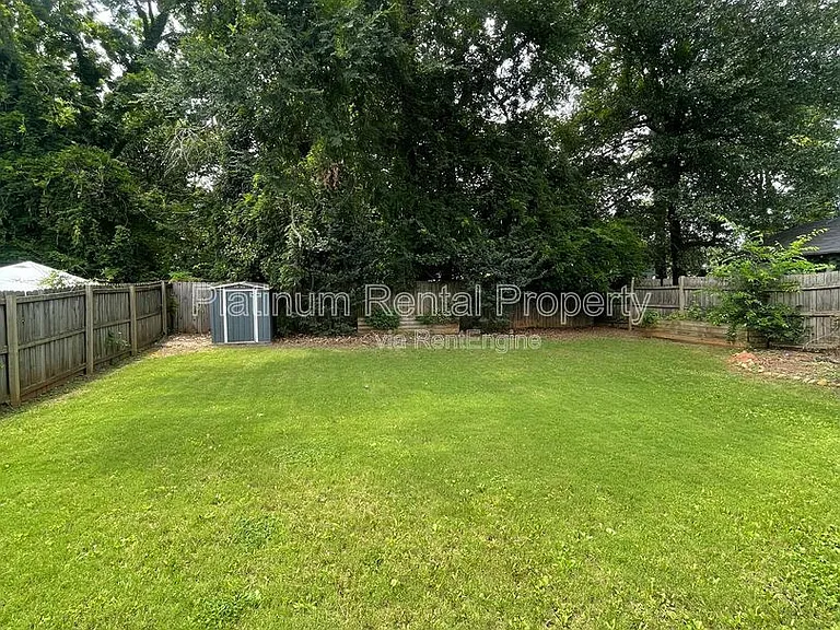 149 Dahlgren St SE — Photo 27