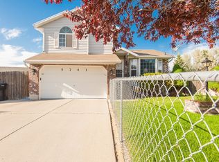 5743 S Byrum Cir, Salt Lake City, UT 84118