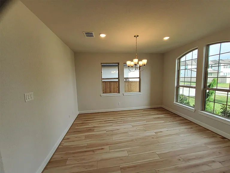 20814 Flat View Dr — Photo 3